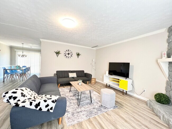 Photo - 1301 Kings Ridge Dr NW Unit ID1254389P