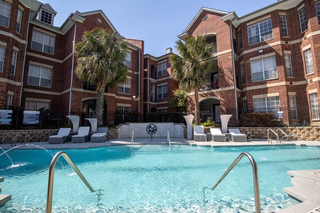 Photo - Enclave at LaFrontera