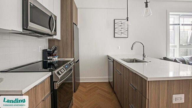 Photo - 3743 12th St NE Unit 6.1404161