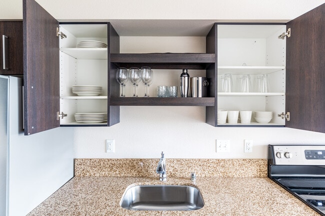 Photo - 215 10th Ave E Unit ID2543A