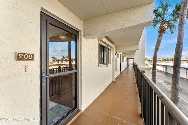 Building Photo - 3060 N Atlantic Ave Unit 209