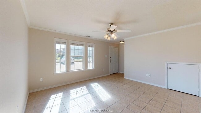 Photo - 2318 Cornell Dr