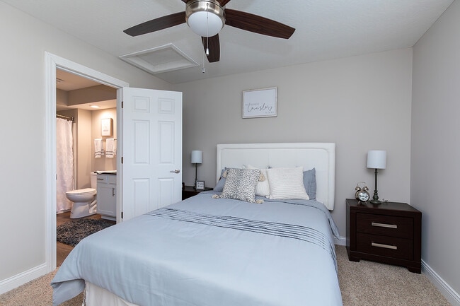 Building Photo - Glenmuir