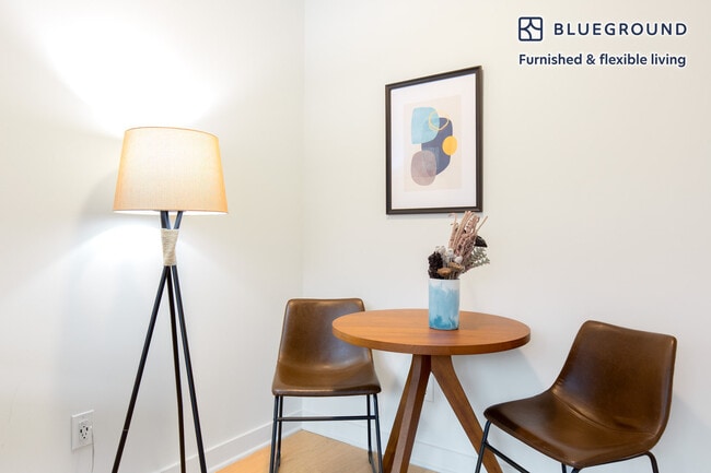 Photo - 450 W 17th St Unit FL9-ID366