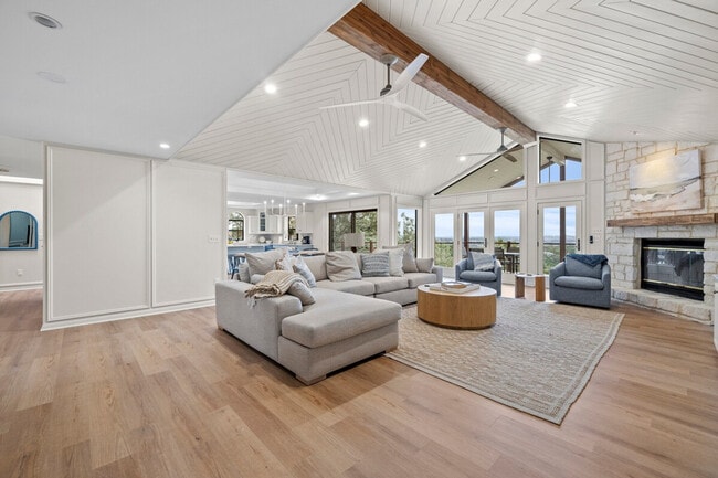 Photo - 515 Golden Eagle Loop Unit SI ID1521916P