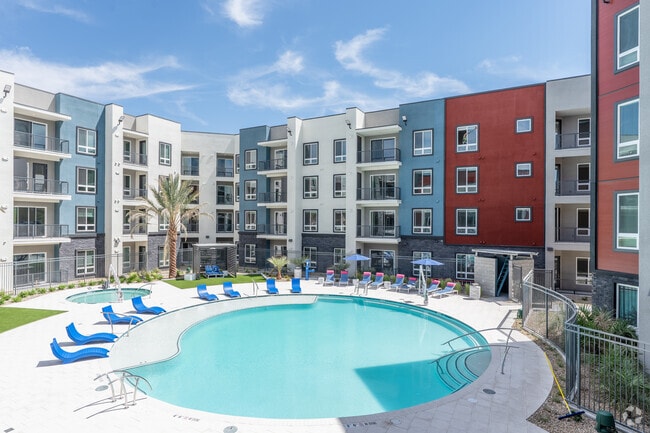 Building Photo - Fora Apartments