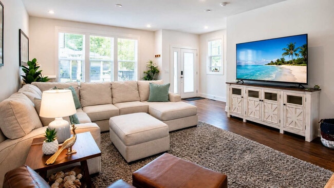Photo - 500 Creative Way Unit SI FL3-ID1051678P