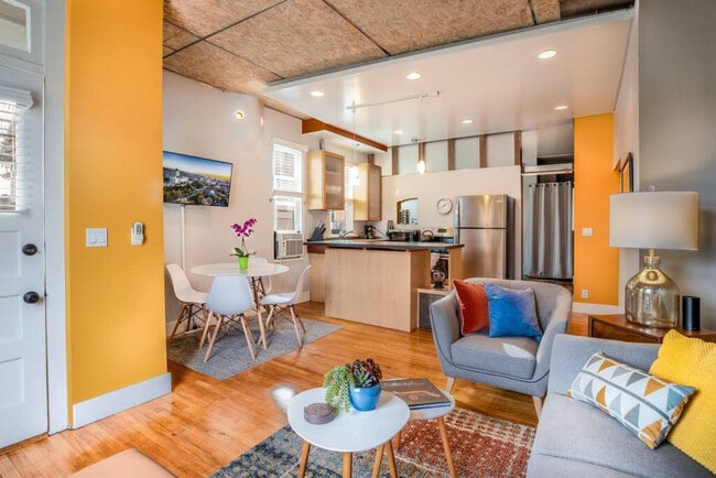 Photo - 518 Windsor St Unit SI ID1597532P