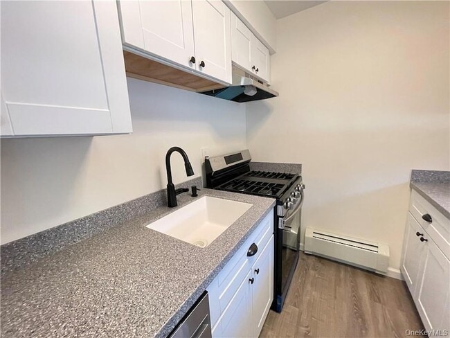 Building Photo - 27 Tanager Rd Unit 2702
