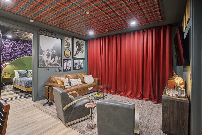 Photo - 245 Hermitage Ave Unit SI ID1261721P