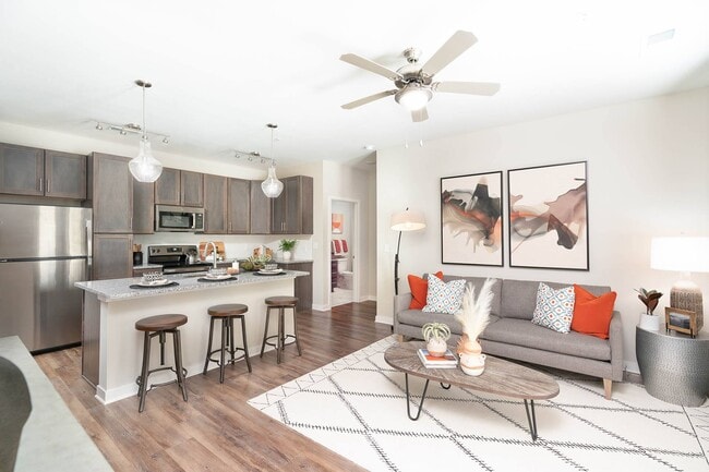 Building Photo - Vintage Hunters Crossing Apartments