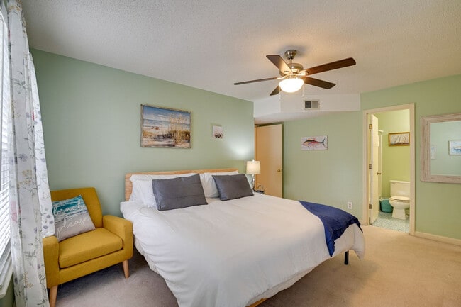 Photo - 140 Spanish Oak Dr Unit SI FL3-ID1609846P