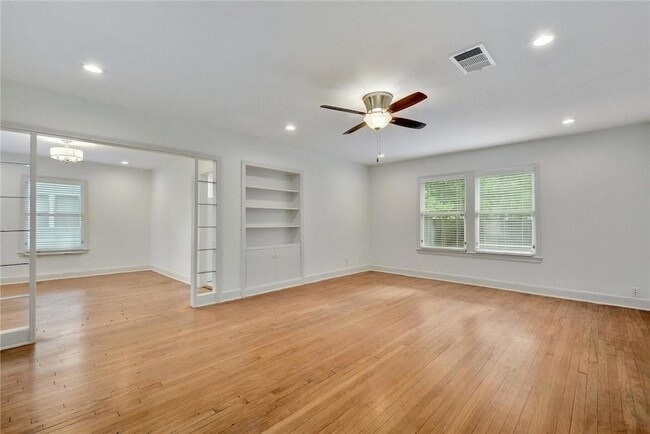 Photo - 4909 Shoal Creek Blvd