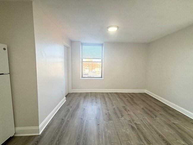 Photo - 94 Eastern Ave Unit 7