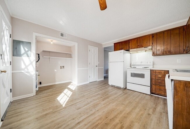 Photo - 930 S Water Ave Unit 5