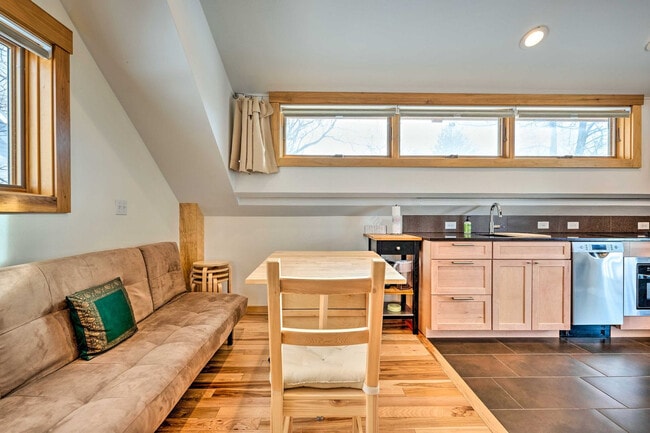 Photo - 2329 Pine St Unit SI FL2-ID1545946P