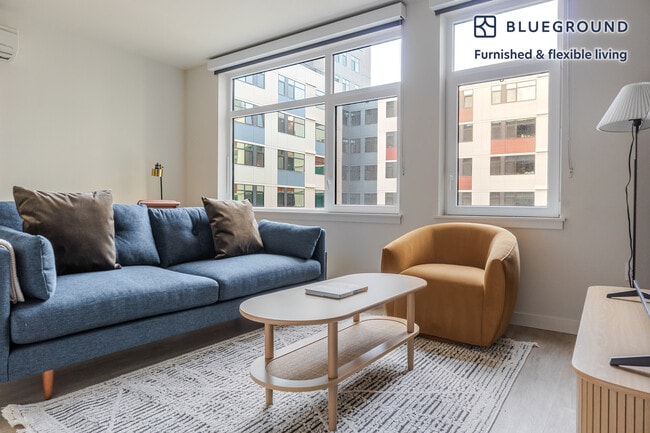 Building Photo - 1955 129th Ave NE Unit FL5-ID965