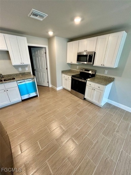 Photo - 2330 Hoople St