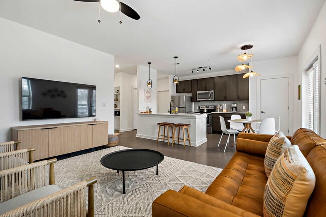 Building Photo - 2505 Thornton Rd Unit FL2-ID1056338P