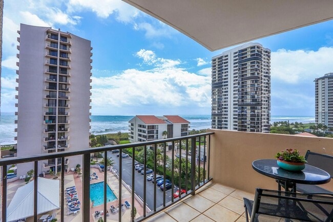Building Photo - 4200 N Ocean Dr Unit 2-802