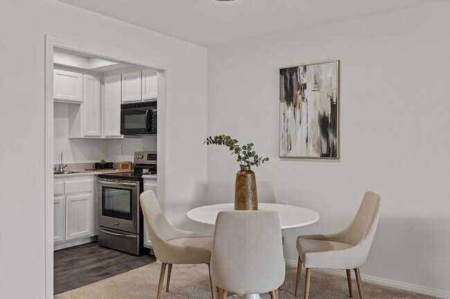 Photo - 1560 Circa Del Lago Unit D304