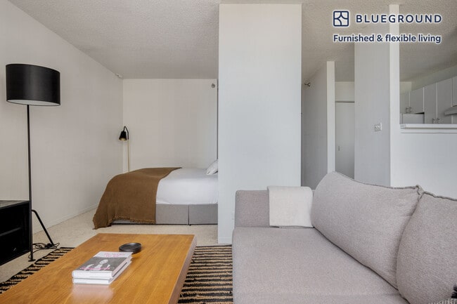 Photo - 445 E Ohio St Unit FL27-ID445