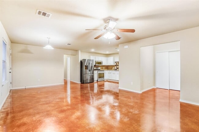 Photo - 4620 Best Way