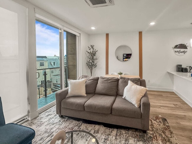 Building Photo - 1214 N American St Unit ID1075581P