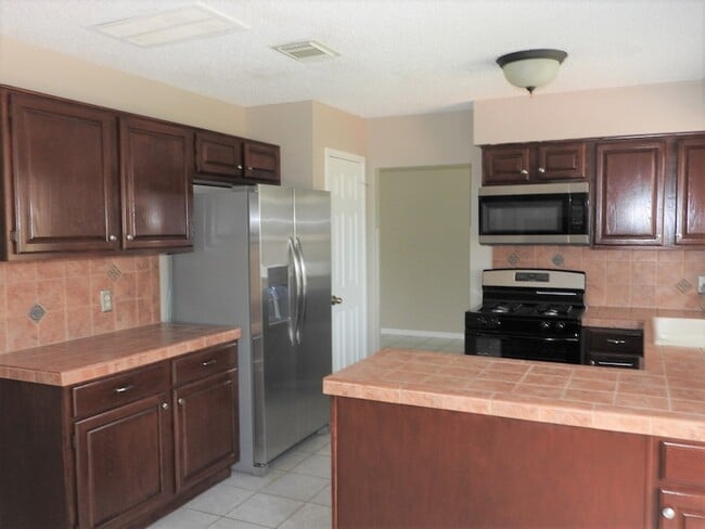 Photo - 3107 Rimrock Dr