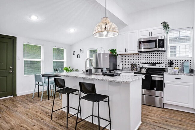 Photo - 243 Porter St Unit ID1295604P