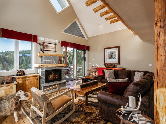 Building Photo - 13 Saddle Ridge Rd Unit ID1255676P