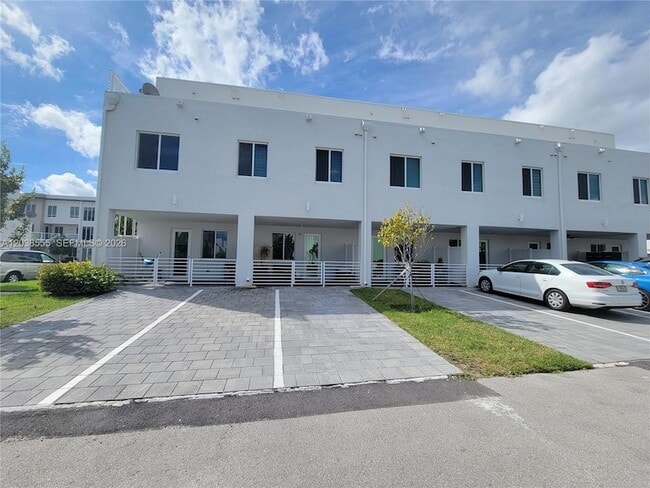 Photo - 6401 NW 103rd Pl Unit 105