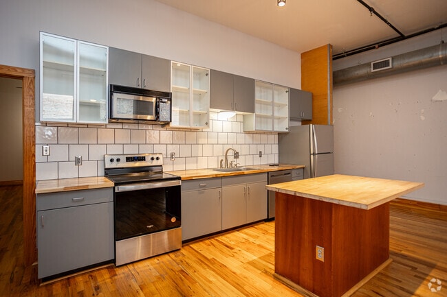 1BR, 1BA - 1,398SF - Unit 305 - Kitchen - Emporium Lofts