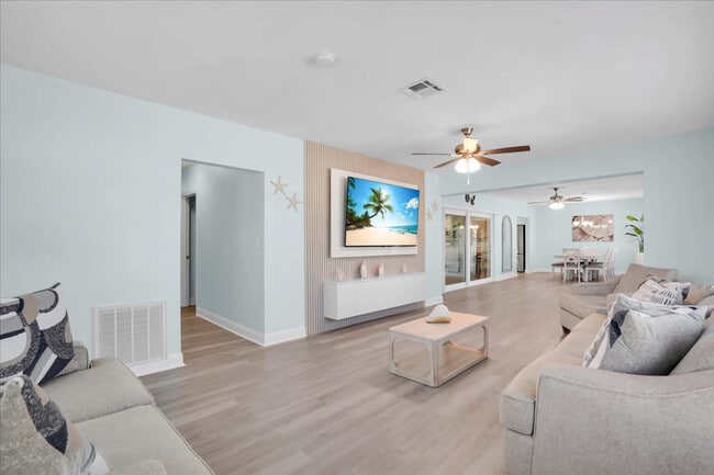 Photo - 115 Leland St SE Unit ID1371159P