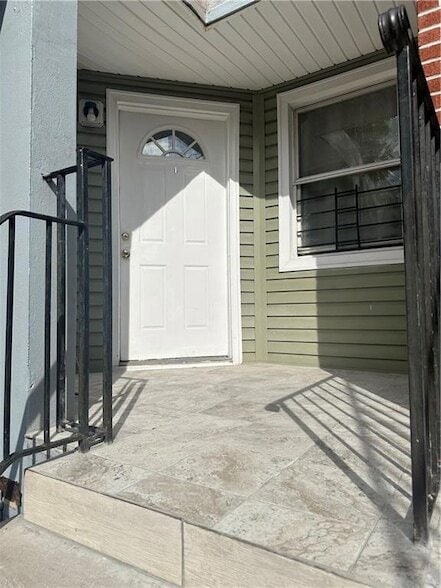 Photo - 2809 Cortelyou Rd