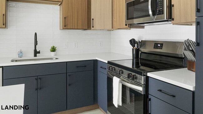 Photo - 1007 S Mint St Unit 731