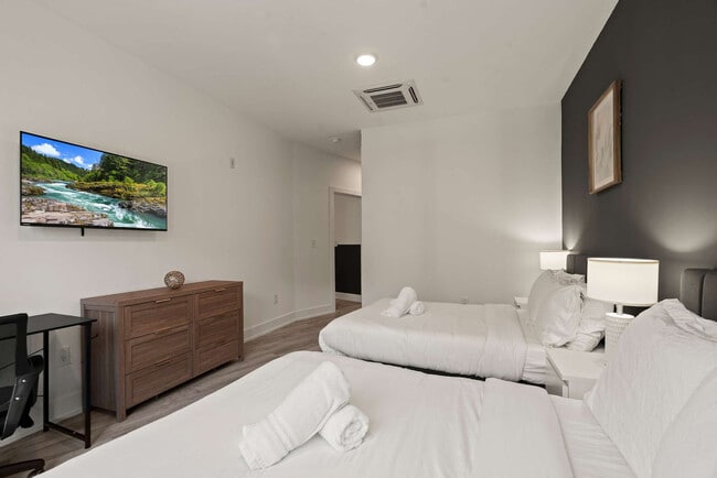 Photo - 1214 N American St Unit ID1381655P