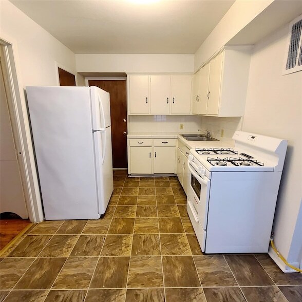 Photo - 4916 Worth St Unit 4