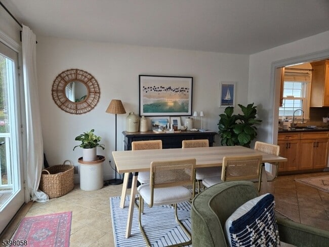 Photo - 87 E Main St Unit 87B