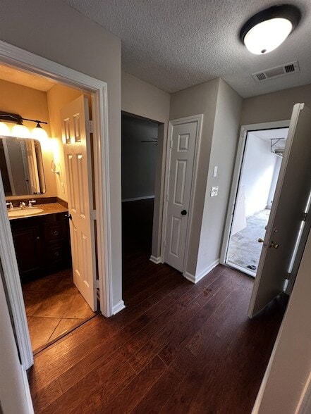 Photo - 6840 Mikayla Ln