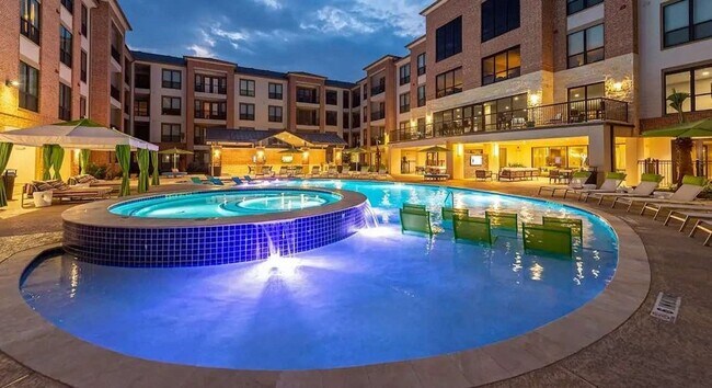 Photo - 7204 Town Center Blvd Blvd Unit B2