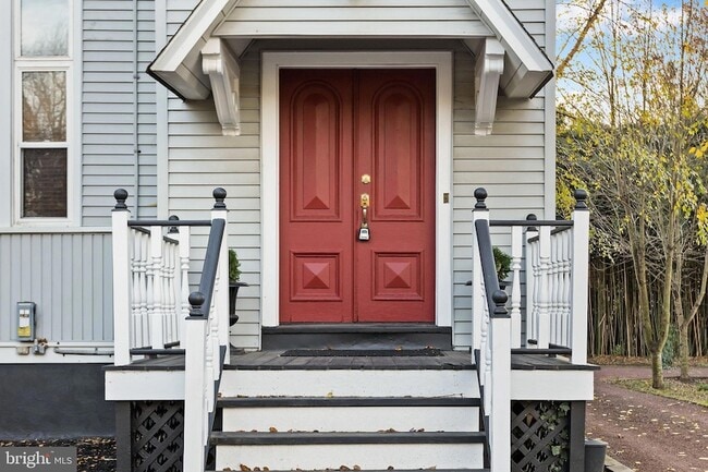 Photo - 230 Washington St