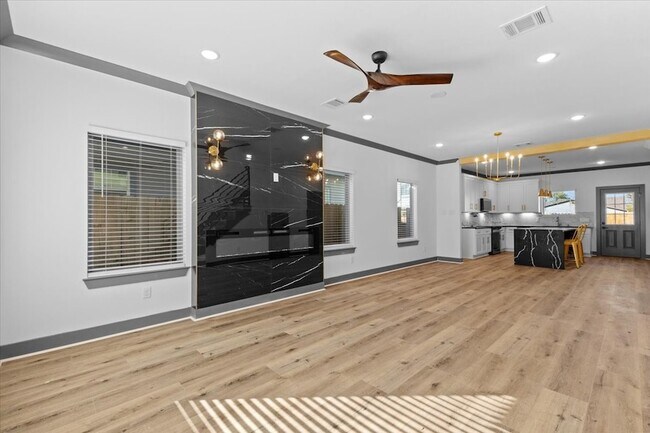 Photo - 7949 Attwater St Unit A