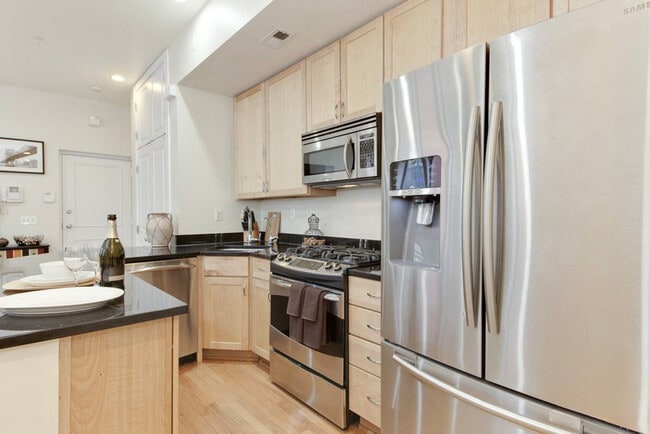 Photo - 1220 13th St NW Unit ID596P