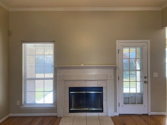 Photo - 1169 Cumberland Dr