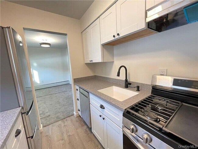 Photo - 27 Tanager Rd Unit 2702