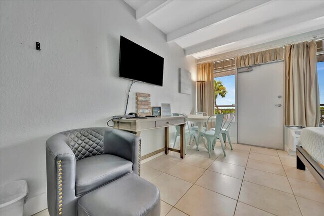 Building Photo - 611 Destiny Dr Unit ID1259389P