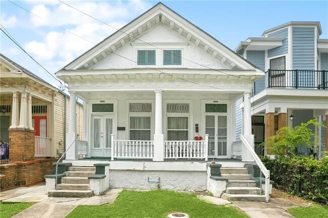 Building Photo - 2312 Marengo St