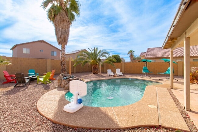 Photo - 1387 E 10th Pl Unit ID1317856P