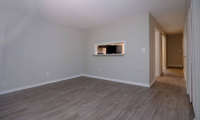 Photo - Pineview Apartments